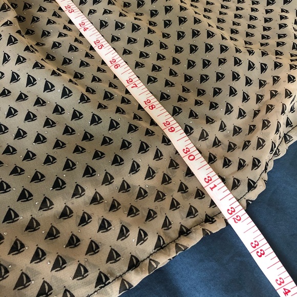 ❌ Flowy Tan Dress w/ Sail Boats Print - Picture 7 of 8